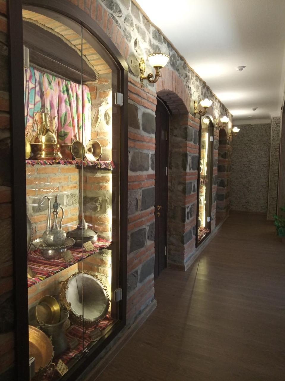 Minali Boutique Hotel Şǝki エクステリア 写真