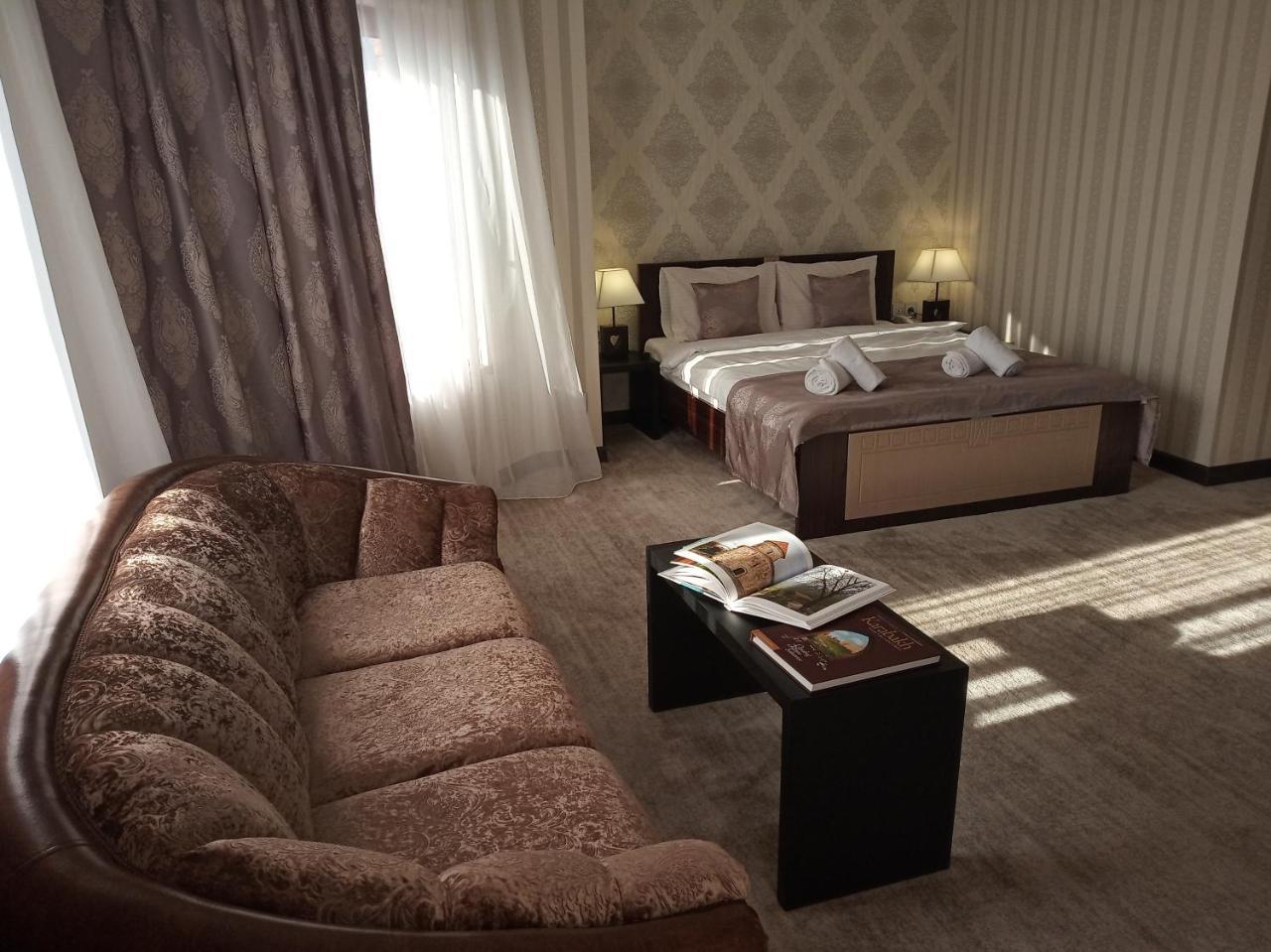 Minali Boutique Hotel Şǝki エクステリア 写真